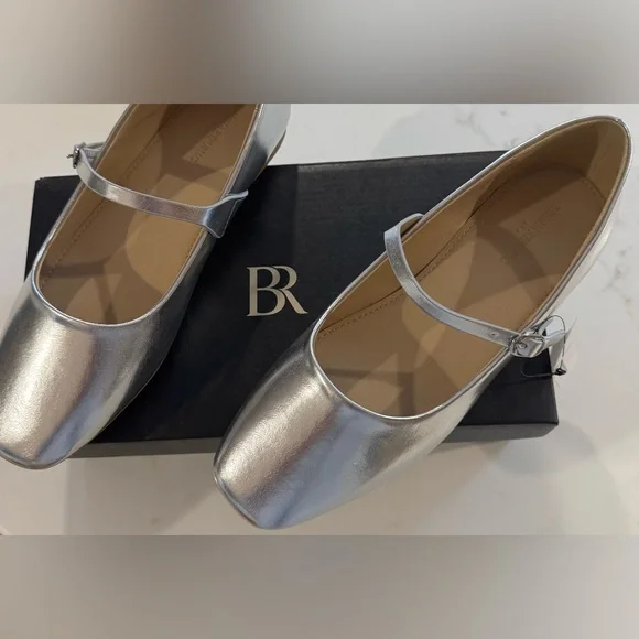 Banana Republic Factory Metallic Flats - Picture 7 of 9